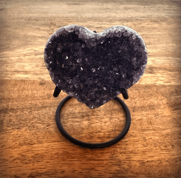 Amethist hart met standaard