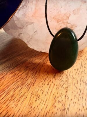 Mosagaat edelsteen hanger