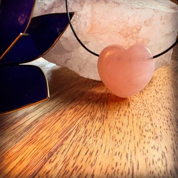 Rozenkwarts edelsteen hanger hart Rozenkwarts edelsteen hanger hart